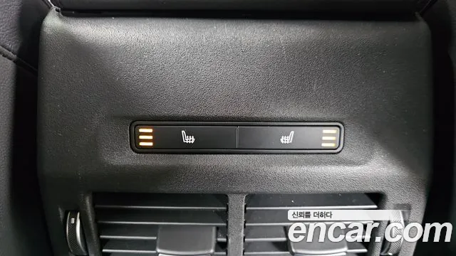 Land Rover Discovery Sport 2021 thumb 12