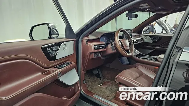 Lincoln Aviator 2021 thumb 10