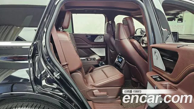 Lincoln Aviator 2021 thumb 11