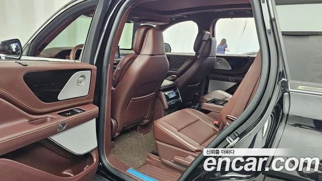Lincoln Aviator 2021 thumb 12