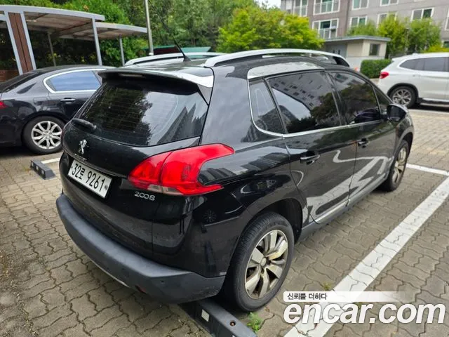 Peugeot 2008 2017 thumb 2