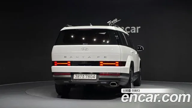 Hyundai Santa Fe 2023 thumb 3