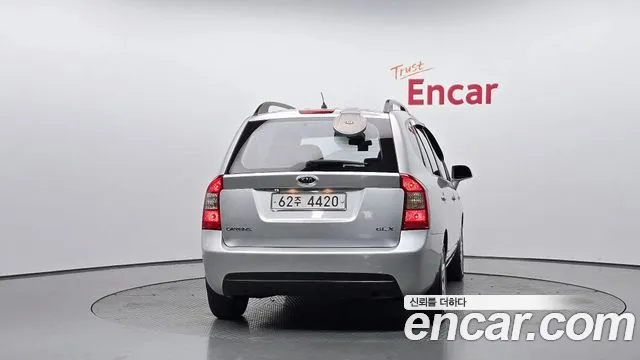 Kia Carens 2009 thumb 4