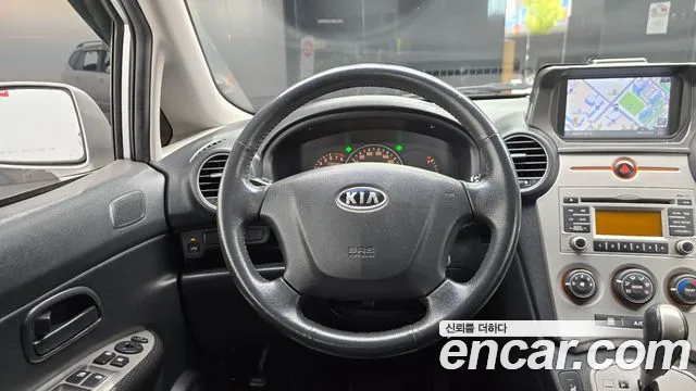 Kia Carens 2009 thumb 12