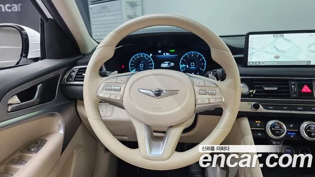 Genesis G70 2022 thumb 12