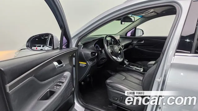 Hyundai Santa Fe 2018 thumb 10