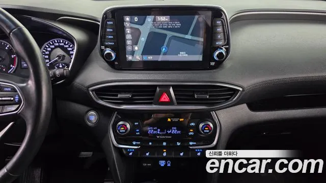 Hyundai Santa Fe 2018 thumb 12
