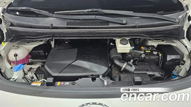 Hyundai Staria 2022 thumb 5