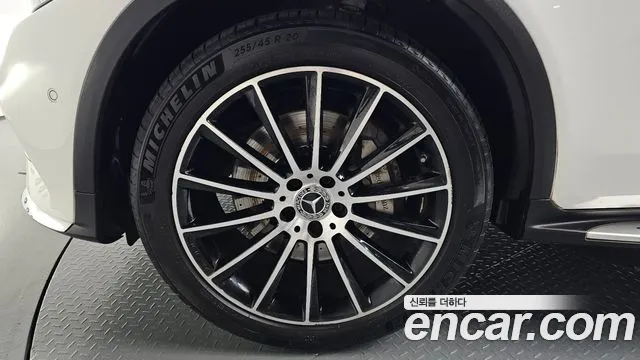 Mercedes-Benz GLC 2019 thumb 4