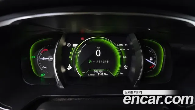 Renault-KoreaSamsung Megane 2019 thumb 8