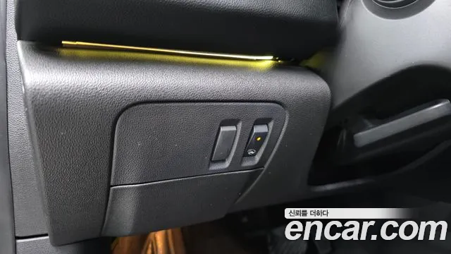 Renault-KoreaSamsung Megane 2019 thumb 12