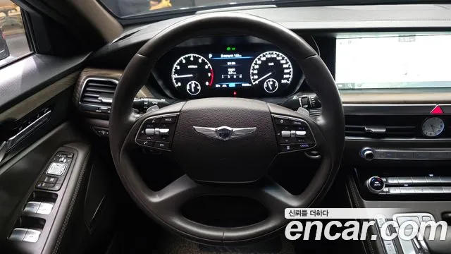 Genesis G90 2019 thumb 12