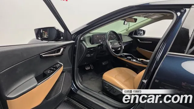 Kia EV6 2021 thumb 9