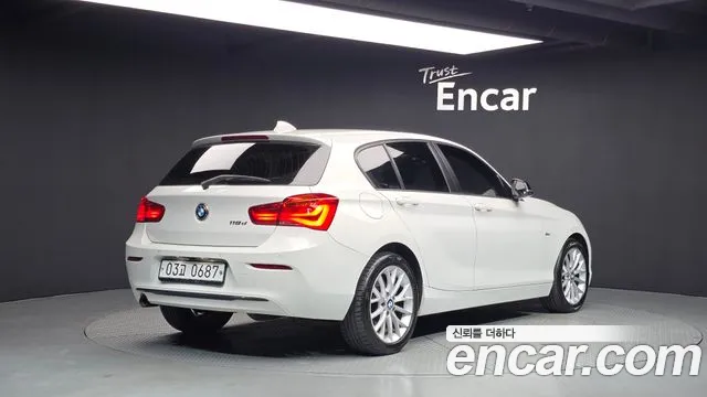BMW 1-Series 2016 thumb 2