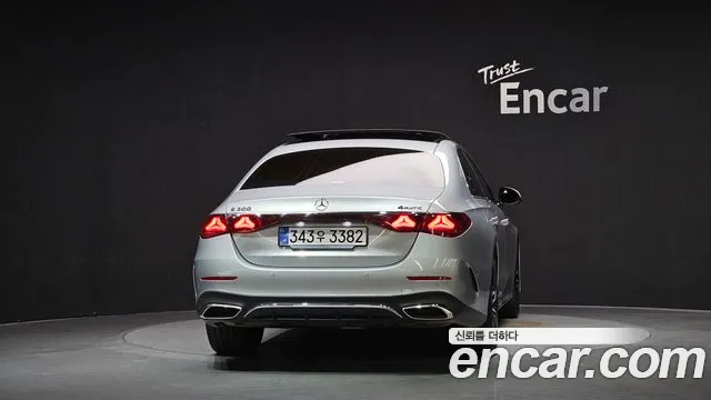 Mercedes-Benz E-Класс 2024 thumb 4