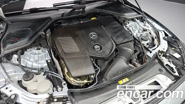 Mercedes-Benz E-Класс 2024 thumb 6