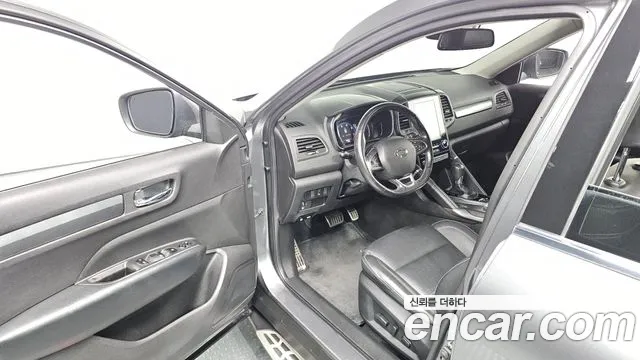 Renault-KoreaSamsung Koleos 2019 thumb 10
