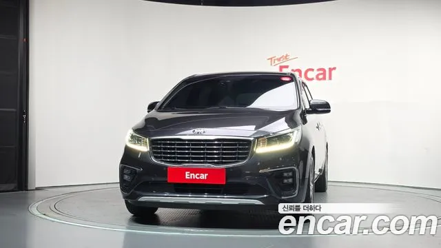 Kia Carnival 2019 thumb 3