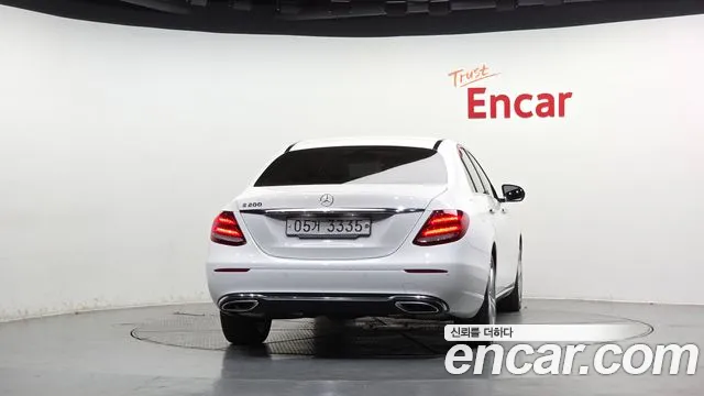 Mercedes-Benz E-Класс 2018 thumb 3