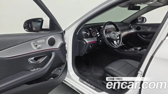 Mercedes-Benz E-Класс 2018 thumb 9