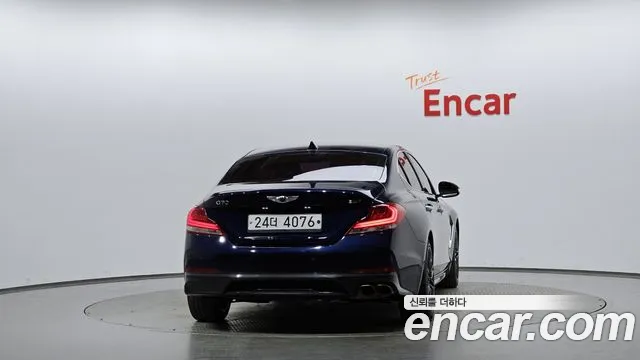 Genesis G70 2018 thumb 3