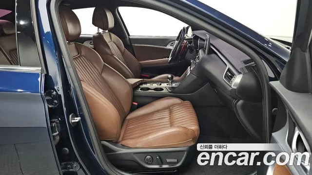 Genesis G70 2018 thumb 10
