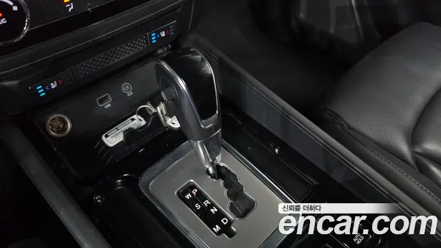 KG_Mobility_Ssangyong Rexton 2018 thumb 9