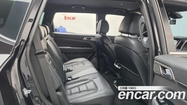 KG_Mobility_Ssangyong Rexton 2018 thumb 11