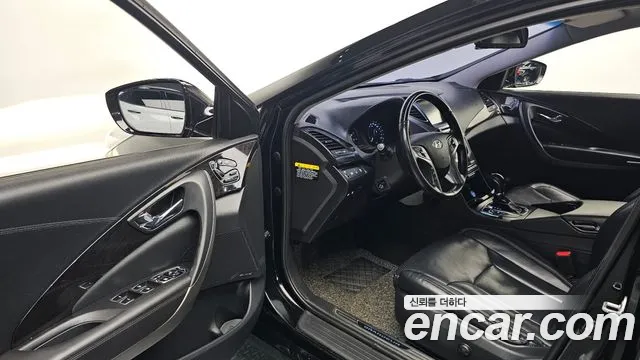 Hyundai Grandeur 2015 thumb 9