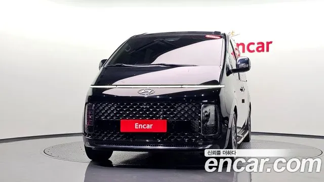 Hyundai Staria 2021 thumb 2