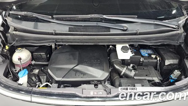 Hyundai Staria 2021 thumb 5