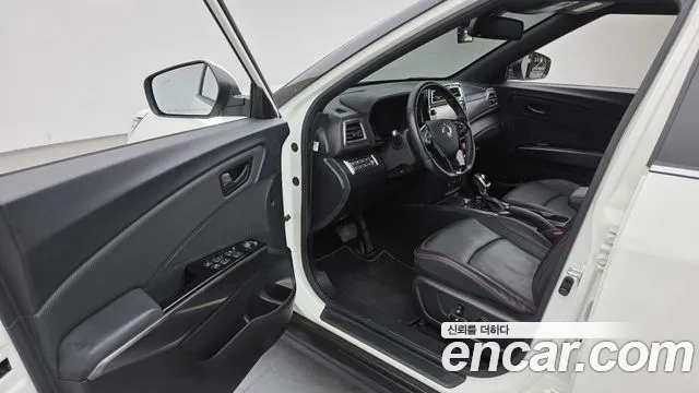 KG_Mobility_Ssangyong TIBOLI 2020 thumb 10
