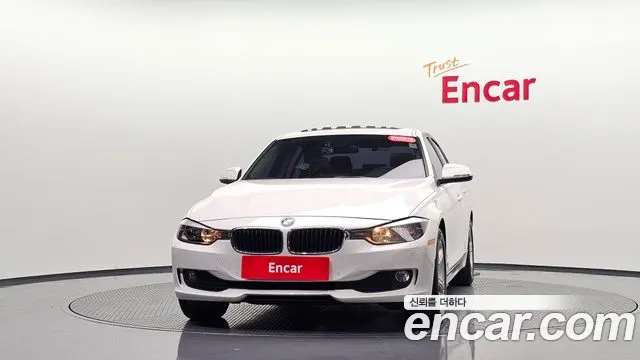 BMW 3-Series 2012 thumb 2