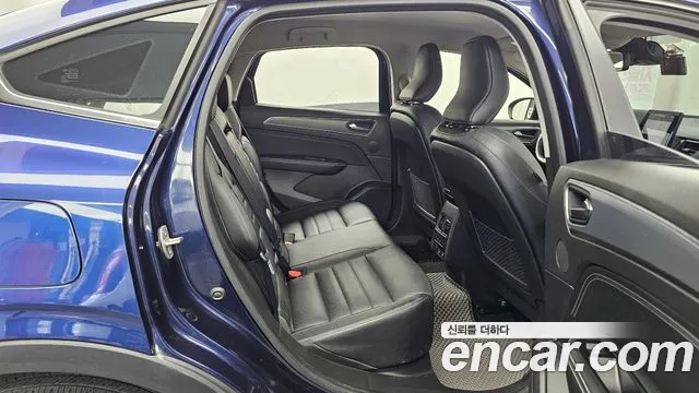 Renault-KoreaSamsung Arkana 2020 thumb 12