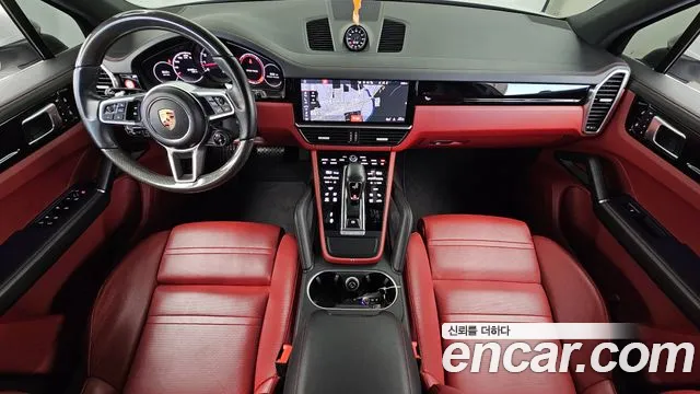 Porsche Cayenne 2020 thumb 7