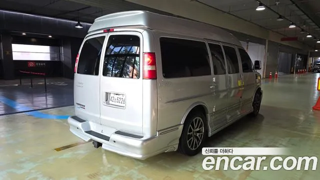 Chevrolet Express Van 2014 thumb 2