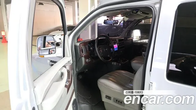 Chevrolet Express Van 2014 thumb 10