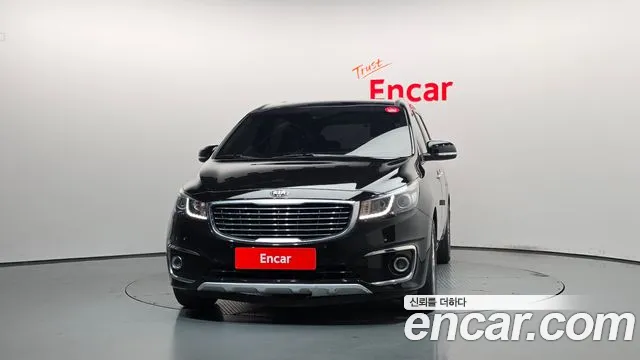 Kia Carnival 2015 thumb 3