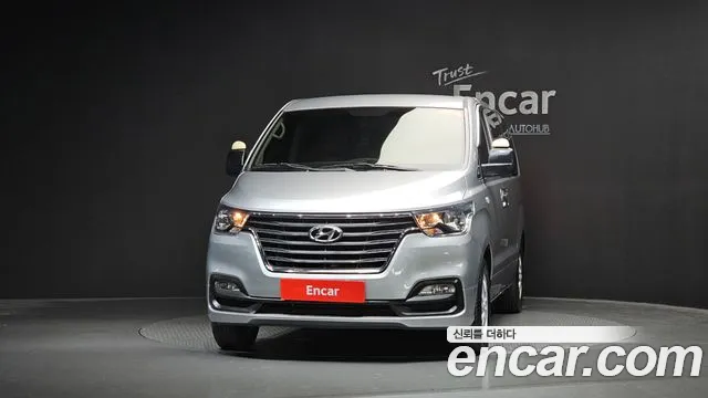 Hyundai Starex 2021 thumb 2