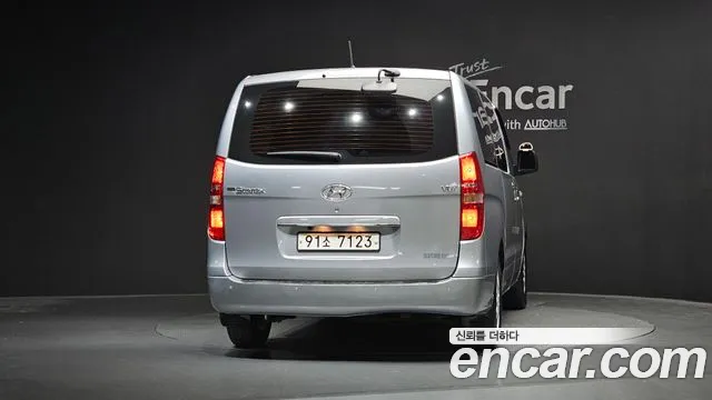Hyundai Starex 2021 thumb 3