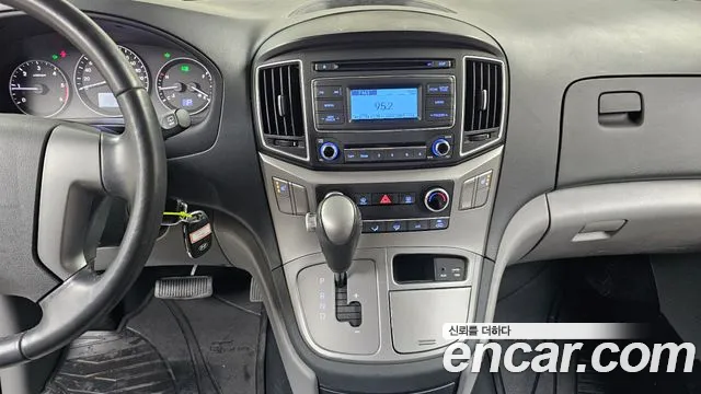 Hyundai Starex 2021 thumb 12