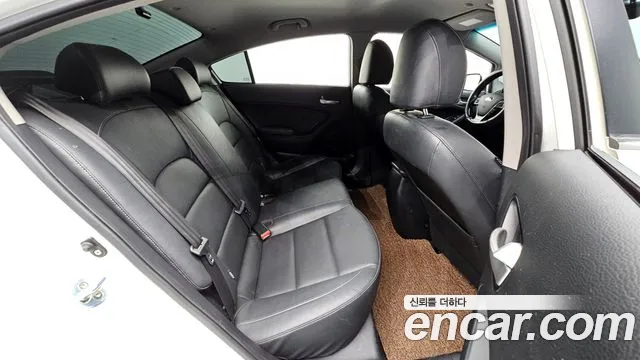 Kia K3 2016 thumb 12