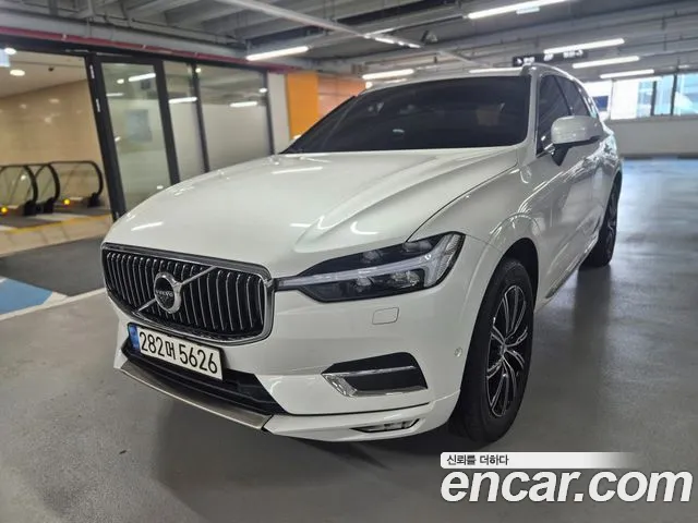Volvo XC60 2021 thumb 2