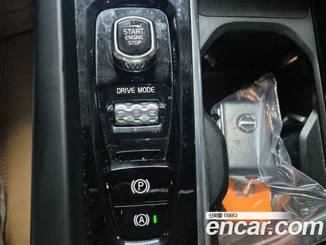 Volvo XC60 2021 thumb 5