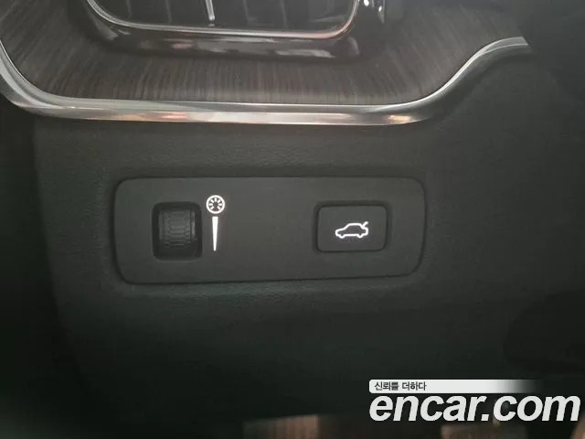 Volvo XC60 2021 thumb 8