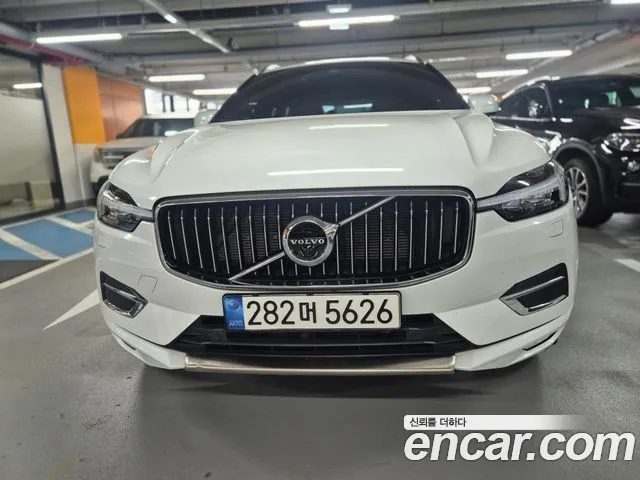 Volvo XC60 2021 thumb 12