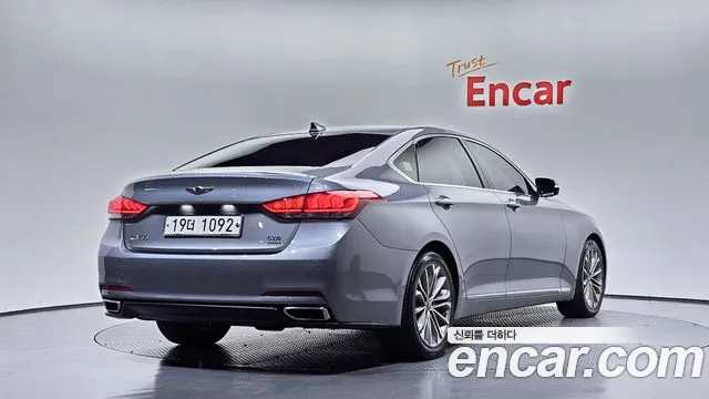 Hyundai Genesis 2014 thumb 2