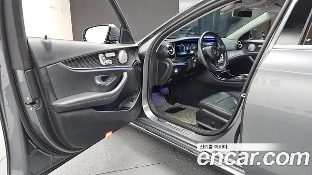Mercedes-Benz E-Класс 2018 thumb 10
