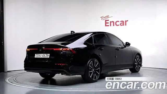 Honda Accord 2024 thumb 2