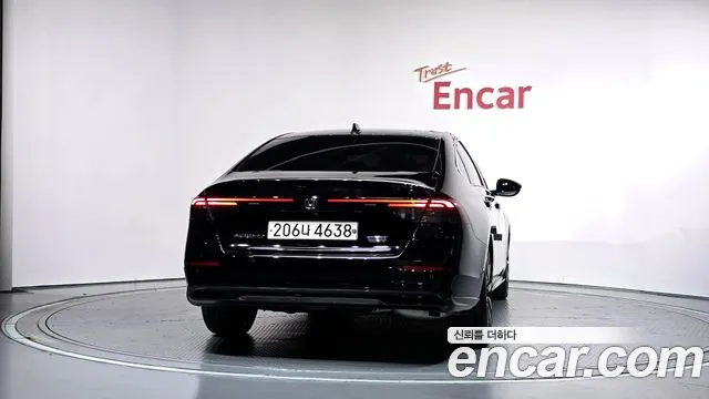 Honda Accord 2024 thumb 4